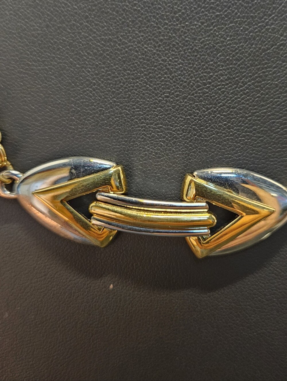 Vintage MONET Two Tone Gold Silver Geometric Center Focal Link Necklace - Picture 3 of 9